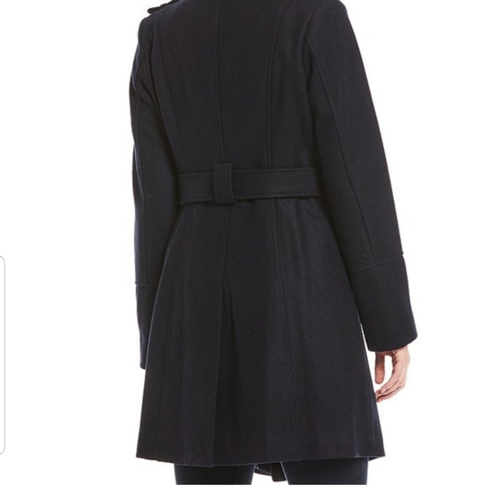 Guess Coat - image 4